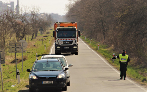 regulace_dopravy_v_miste_mobilniho_pracoviste_pro_odber_vzorku.jpg